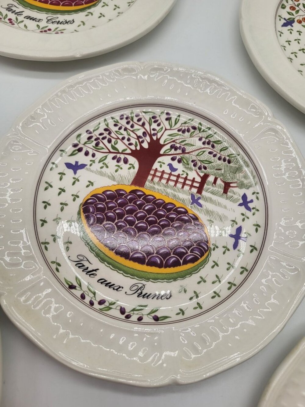 Gien Porcelain "Les Tartes" Plates x 5 French Fruit Tree Dessert Small - Picture 4 of 10